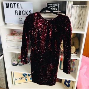 ⚡️MOTEL gabby dress with low back⚡️